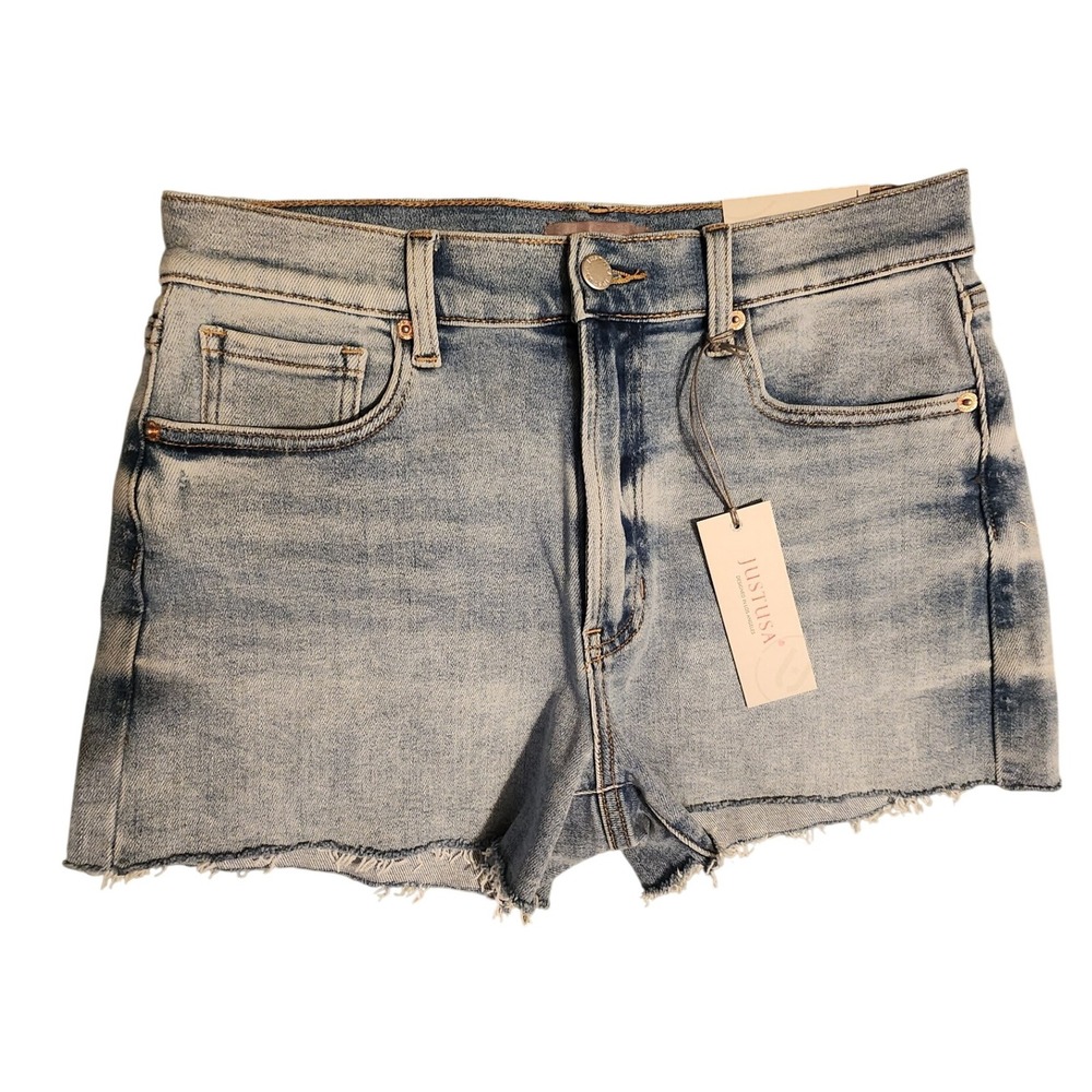 JUSTUSA Denim Shorts Women's Size L Light Wash‎ Distressed Raw Hem Casual